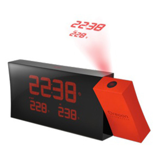 RED CLOCK WITH PROJECTION